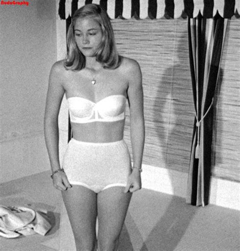 Pin By Bassam Najed On Cybill Shepherd Retro Bikini Bikinis