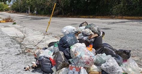 Pega A Salud Mil Toneladas De Basura Tirada En Calles De Canc N