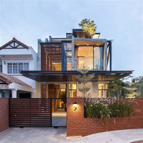 The Railway House By Aamer Architects