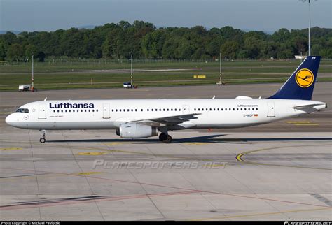 D AIDF Lufthansa Airbus A321 231 Photo By Michael Pavlotski ID 847168