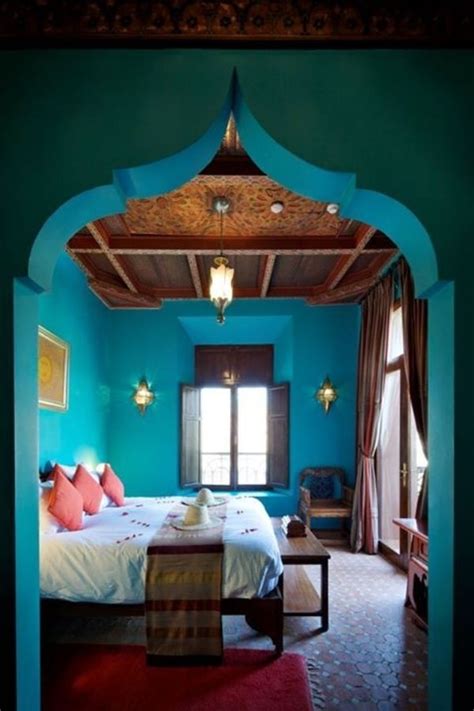 Amazing Moroccan bedroom ideas – bold colors and ornate accessories ...