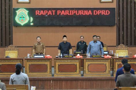 Gelar Sidang Paripurna Dprd Tanjungjabung Timur Agenda Penyampaian Nota