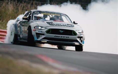 Watch A Complete Madman Drift The Entire Length Of The N Rburgring