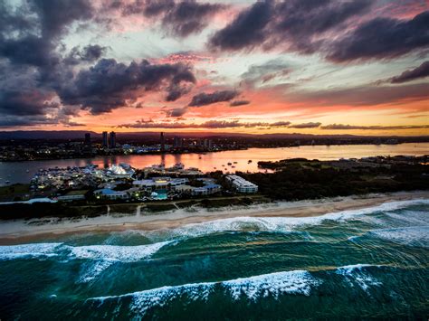 Sunset at Gold Coast, Queensland, Australia — Hans Mast