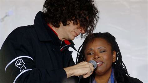 Howard Stern Co Host Robin Quivers Returns To Studio UPI