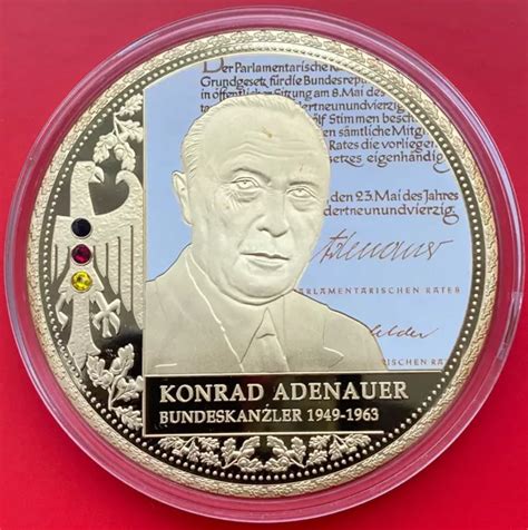 GIGANT MEDAILLE KONRAD ADENAUER KANZLER DER BRD 70 Mm