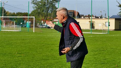 Fotorelacja Naprzód 3 4 Carbo Gliwice LKS Naprzód Żernica