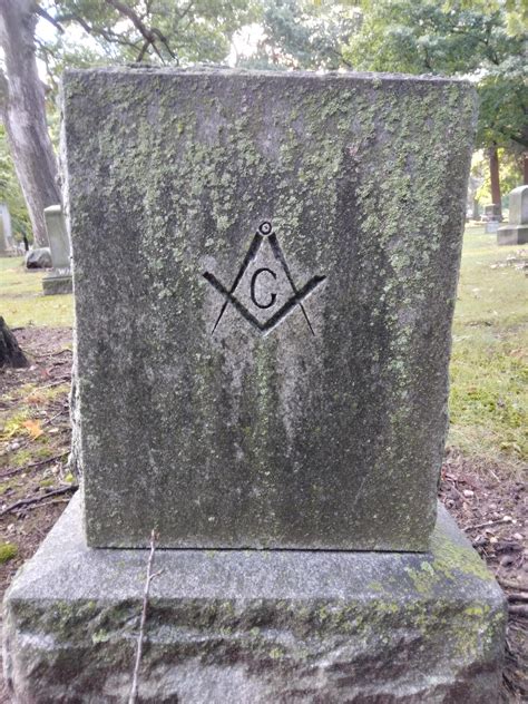 No other inscriptions on this tombstone... : r/CemeteryPorn