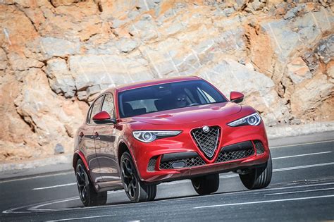 Alfa Romeo Stelvio Quadrifoglio Verde Rendez Vous Demain Pour Les