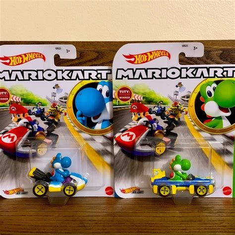 Mattel Toys Hot Wheels Mario Kart Yoshi Standard Kart Mach Lot Of