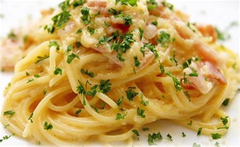 Espaguetis A La Carbonara RECETA ORIGINAL Italiana