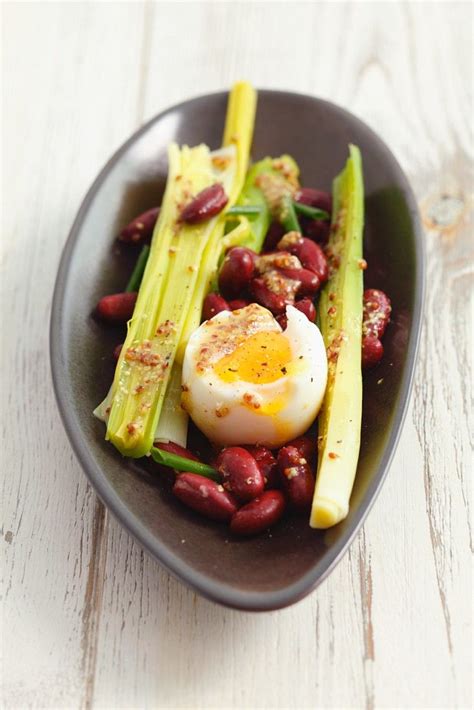 Bohnensalat mit Ei eiweißreicher Salat Rezept EAT SMARTER