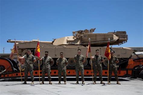 You Always Demonstrate True Grit Marines Famous 1st Tank Battalion Folds As Mission Ends