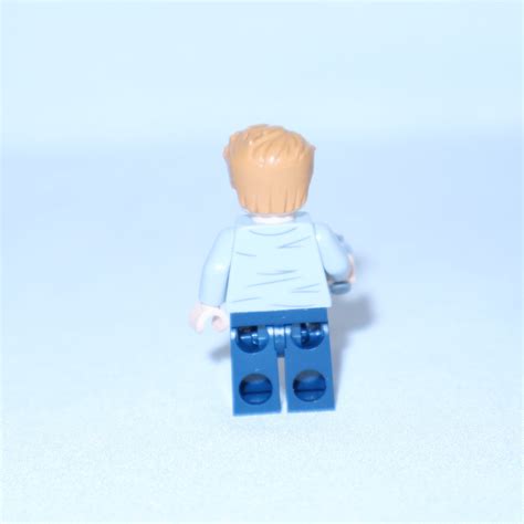 Lego Jurassic World Owen Grady – geekedouttoys