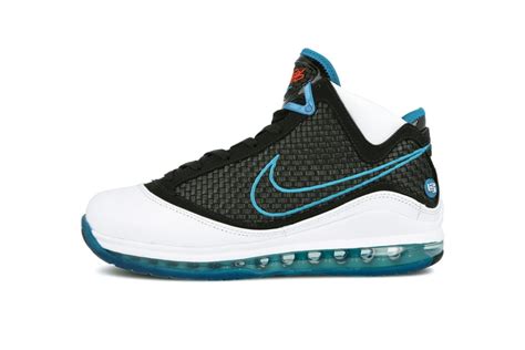 Nike LeBron 7 "Red Carpet" Sneaker Release Price | Drops | Hypebeast