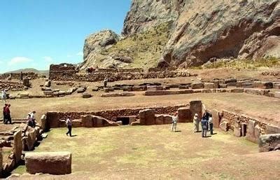 Complexo Arqueológico de Kalasaya ou Pucará Puno Peru ROTAS TURISTICAS