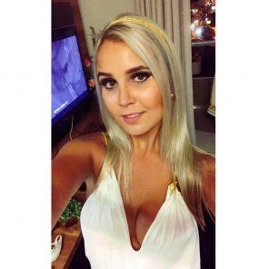 Eyes Lips Boobs Tanlines Photo HD Porn Tube