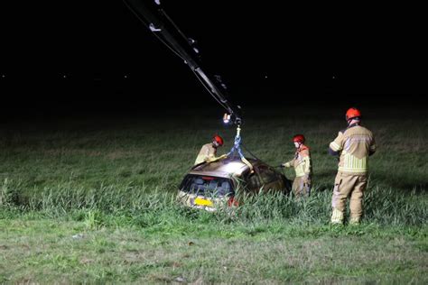 Automobilist Slaat Op De A59 Meerdere Malen Over De Kop