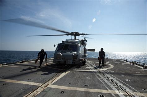 U.S. Navy Orders 12 MH-60R Helicopters for South Korean Navy - Seapower