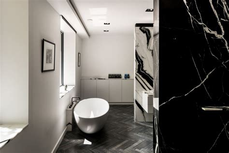 What is the best bathroom flooring? Floor types to consider | Livingetc