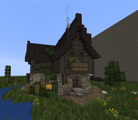 Little Medieval Cottage, thoughts? : Minecraftbuilds