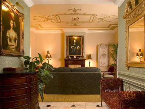 Photo Gallery for Le Pavillon Hotel in New Orleans, LA - United States ...