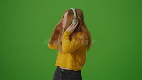 2 In 1 Split Green Screen Blonde Teenage Girl Smiles And Eats French