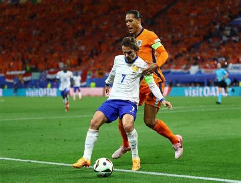 Gagal Bawa Timnas Belanda Ke Final Euro Virgil Van Dijk Angkat