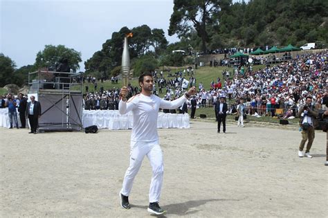 Jo De Paris Comment La Flamme Olympique Va T Elle Rester Allum E