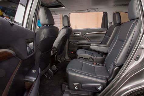 3 Row Suvs With Captains Chairs