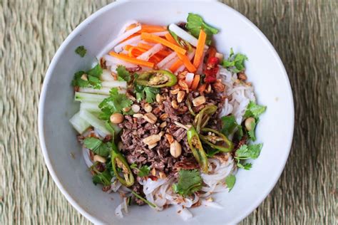 Vietnamese Beef And Noodle Salad Bun Bo Xao Recipe