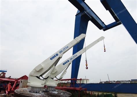 T M White Small Barge Crane Telescopic Boom Type