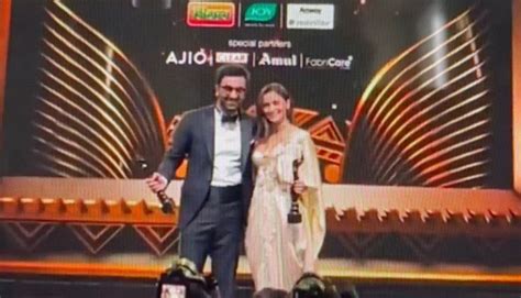 Filmfare Awards 2024 Alia Bhatt Ranbir Kapoor Receive Top Honours