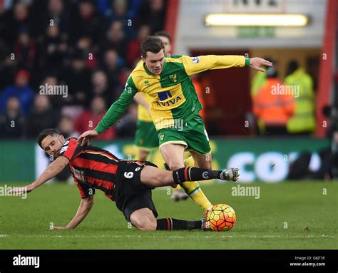 Batalla De Andrew Surman Del Afc Bournemouths Fotografías E Imágenes De