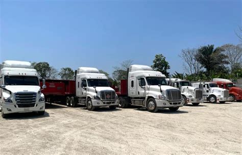 Catean un inmueble en Cunduacán y aseguran más de 400 mil litros de