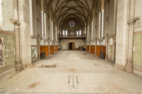 Chateau Des Muscles Abandoned In Belgium Chateau Des Mus Flickr