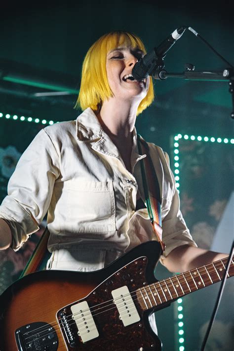 SHOW REVIEW: Tessa Violet Shows Her Versatility At Baby's All Right