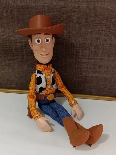 Boneco Woody Toy Story Em Portugu S Mercadolivre