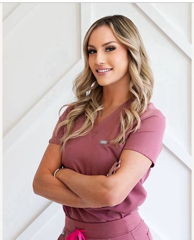 THE BABES Babe Aesthetics