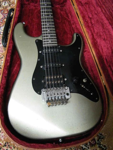 Fender Japan Stratocaster Contemporary 27 440 1985 Guitar