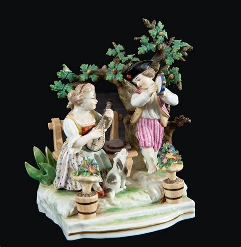 Proantic Groupe Sculptural Ancienne En Porcelaine Polychrome De Capod