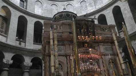 In Nepali Prayer At Entrance Of Holy Sepulchre Jerusalem Israel 26 Oct