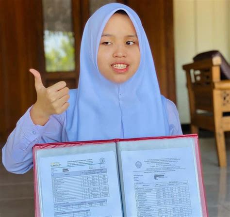 KEBANGGAAN INDONESIA Ini Profil Dan Biodata Putri Ariani Penyandang