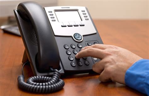 Hard Phone vs. Soft Phone? - Agile Business Communications