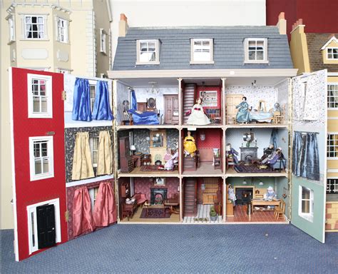 A Modern Victorian Style Dolls House The Hinged Roof And Double