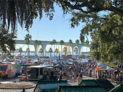 The Worlds Largest Food Truck Rally Is A Massive Culinary Adventure