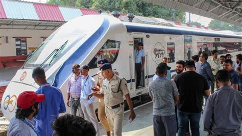 Uttarakhand Dehradun To Delhi Vande Bharat Express Train Flagged Off