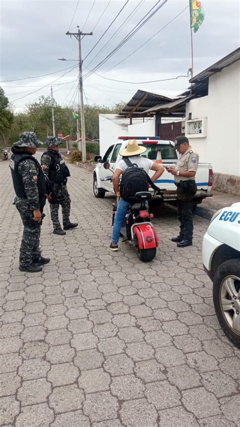 Policía Ecuador On Twitter 👮🏻‍♂️🚔 Realizamos Registros A Personas Y