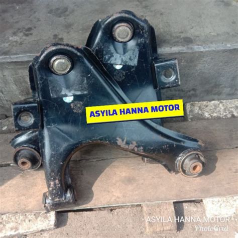 Jual Lower Arm Assy Daihatsu Taruna 2pcs Kanan Kiri Oem Shopee