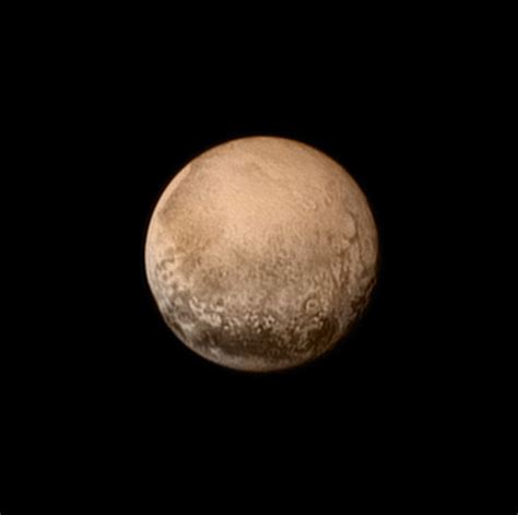 Pluto Ice Volcanoes Suggest Subsurface Ocean Could Still Be Around